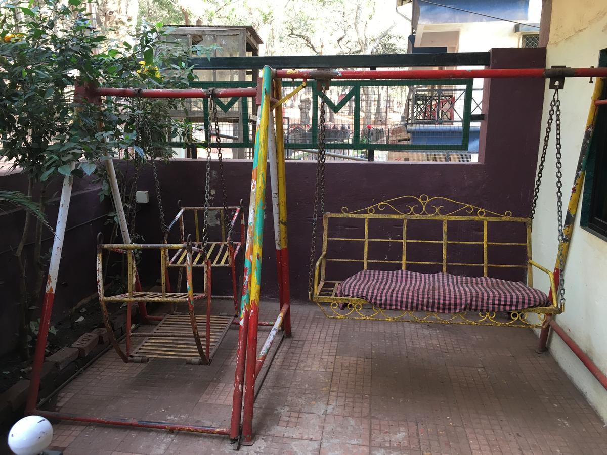 Hotel Madhumalti Matheran Ngoại thất bức ảnh