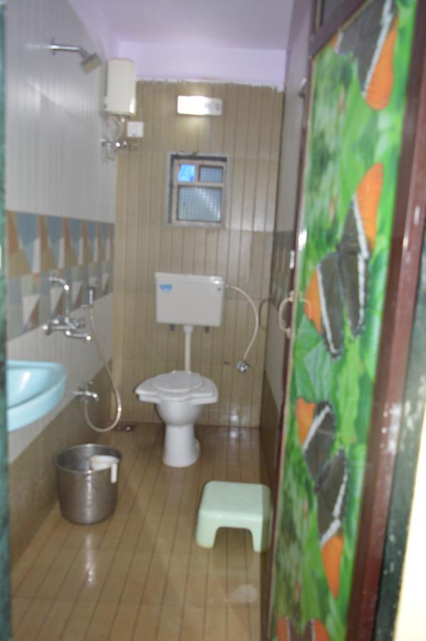 Hotel Madhumalti Matheran Ngoại thất bức ảnh
