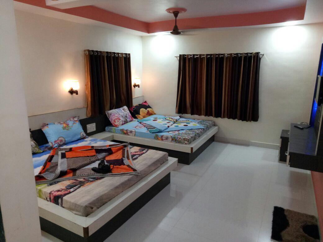 Hotel Madhumalti Matheran Ngoại thất bức ảnh